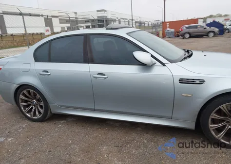 2006 BMW M5 from USA, damaged, VIN WBSNB93546B581729